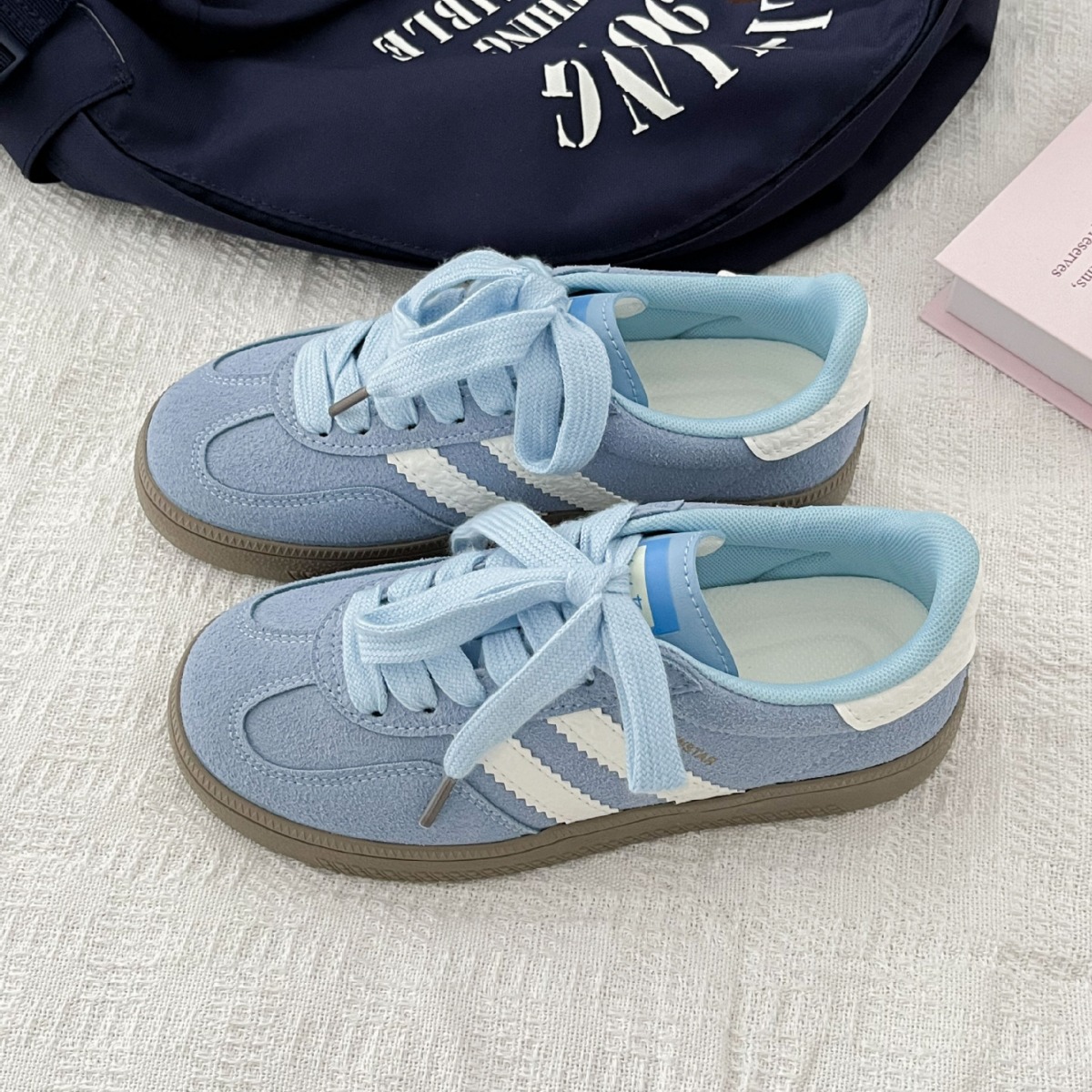 Vintage-style sneakers for wom - Mesh Sneaker Women ulasan dan harga