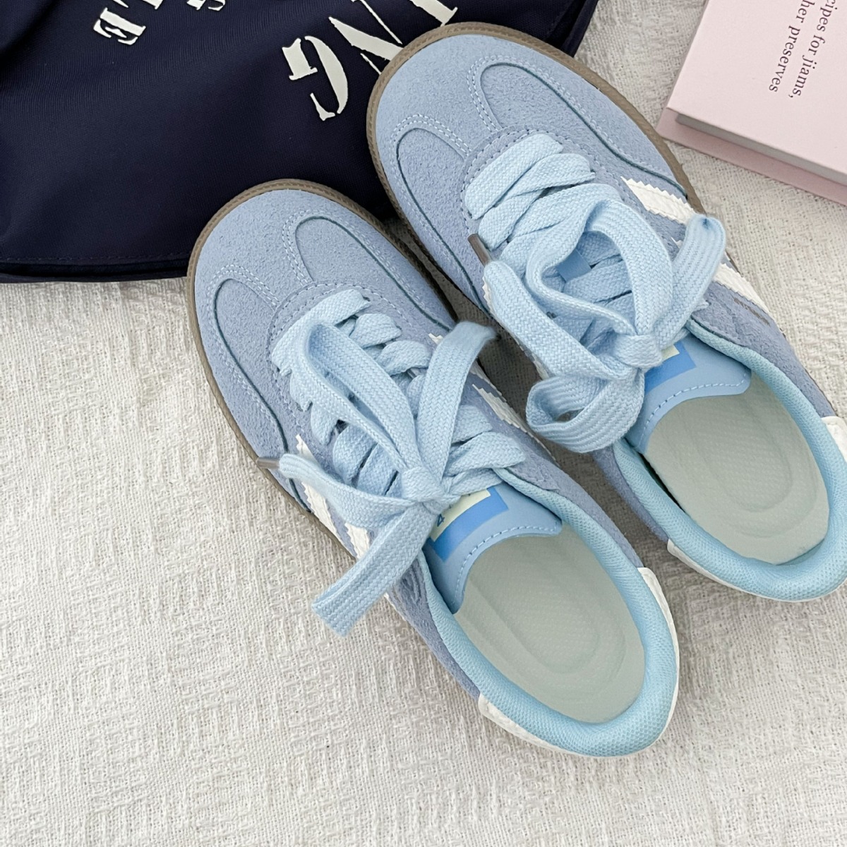 Vintage-style sneakers for wom - Mesh Sneaker Women ulasan dan harga