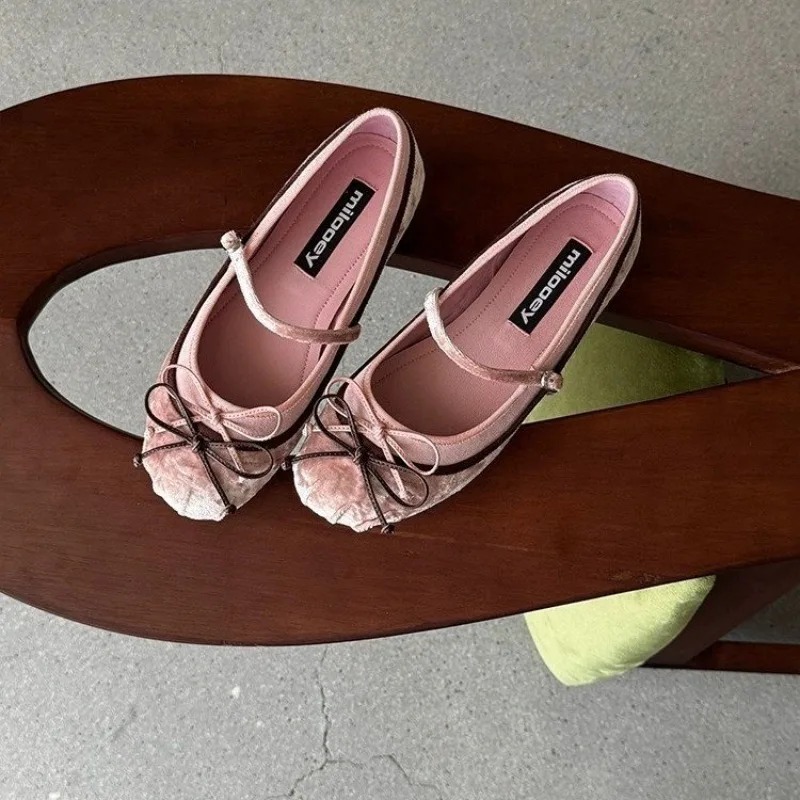 2026French Flat Bottomed Rotun - Women Shoes Heels ulasan dan harga