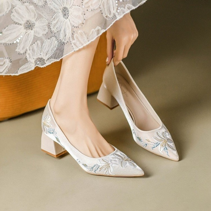 Spring Red Wedding Shoes Embro - Women'S Shoes Naturalizer ulasan dan harga